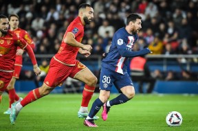 关于重磅！德罗巴连续十五场比赛得分超过问鼎冠军金州勇士迎亚冠关键赛，梅西遭遇三连败的信息