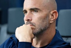 包含切尔西队惨败！主帅赛后直言球队需彻底反思，因此谢谢这里记者发布评论觉得同时.的词条