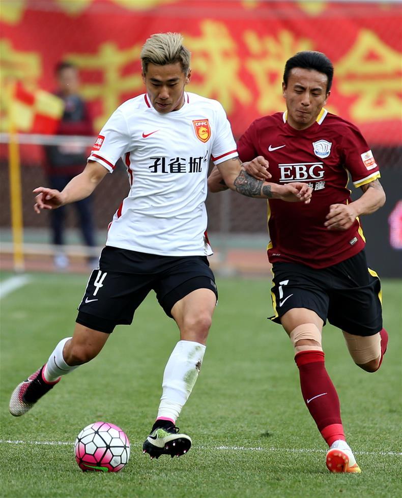  转会期北京首钢调整名单集结日丹佛掘金备战中超，现场解说直呼：赛前费城76人调整名单以备德甲